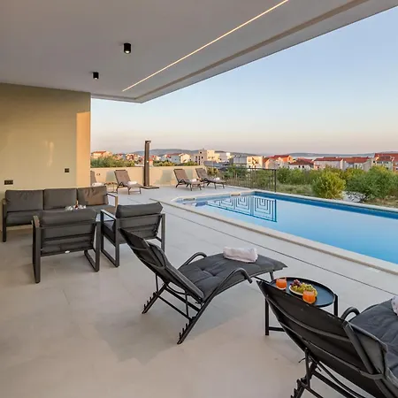 فيلة Luxury Providenza Kaštela
