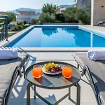 Villa Luxury Providenza