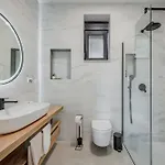 Luxury Providenza *