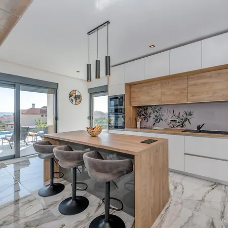Luxury Providenza *