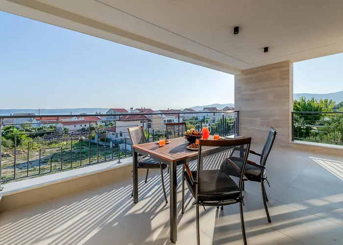 Luxury Providenza Villa *