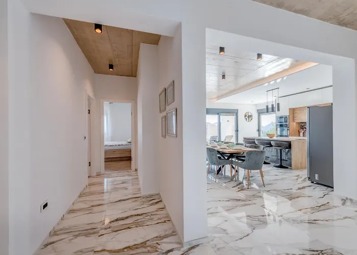 Luxury Providenza Villa *